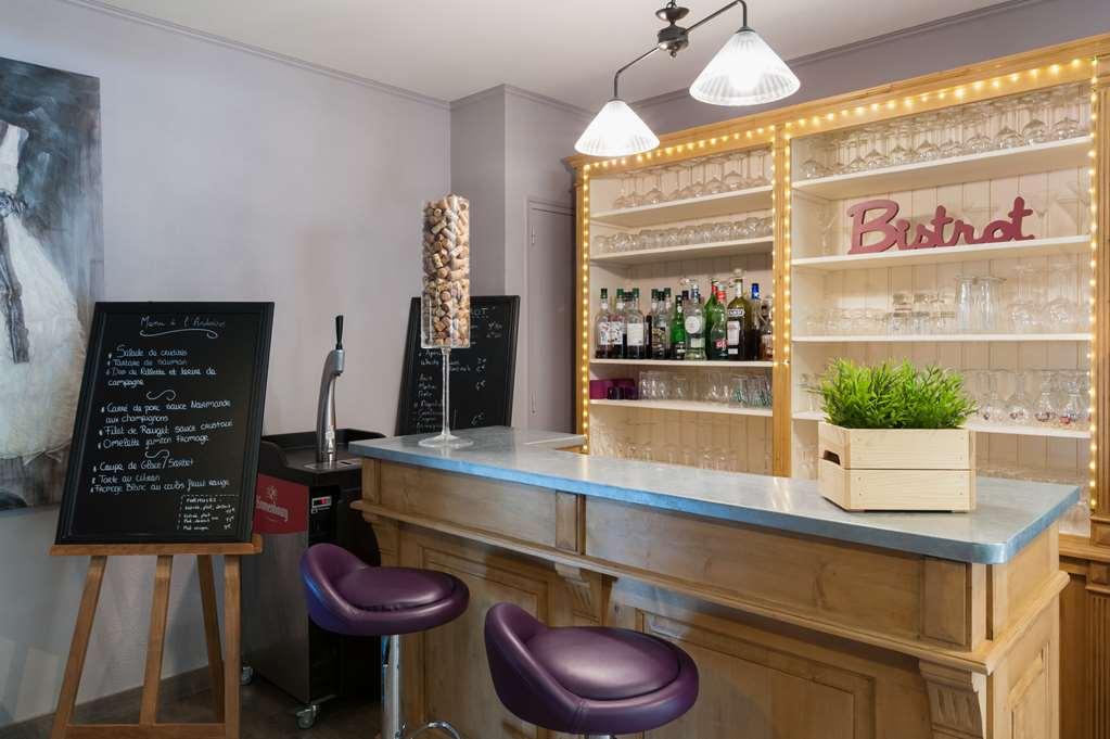 The Originals City, Hotel La Saulaie, Saumur Ouest Doue-la-Fontaine Restoran gambar
